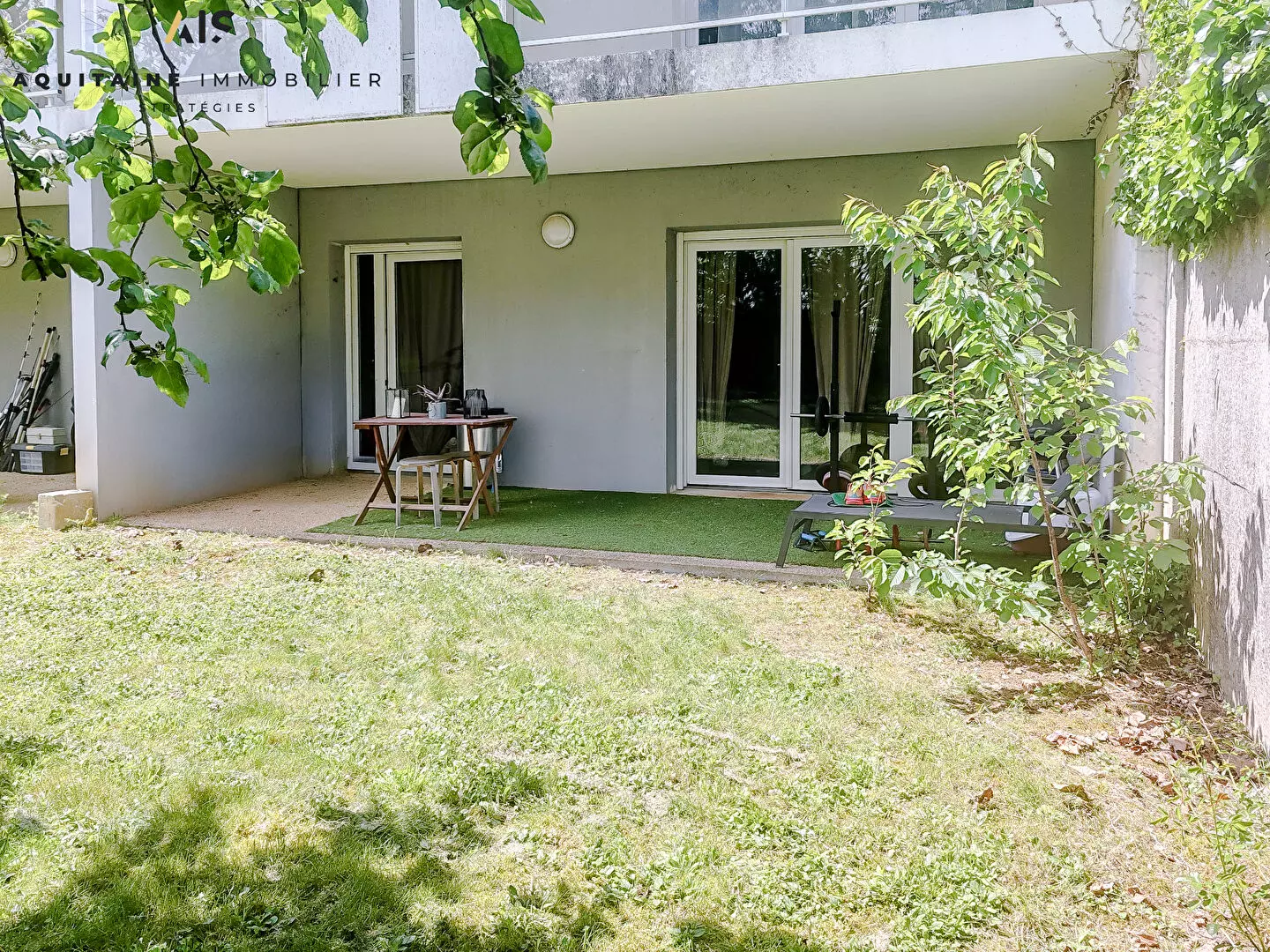 EXCLUSIVITE - AQUITAINE IMMOBILIER STRATREGIES - T2 44M² - POITIERS -  TERRASSE PRIVATIVE - PARKING / image 3