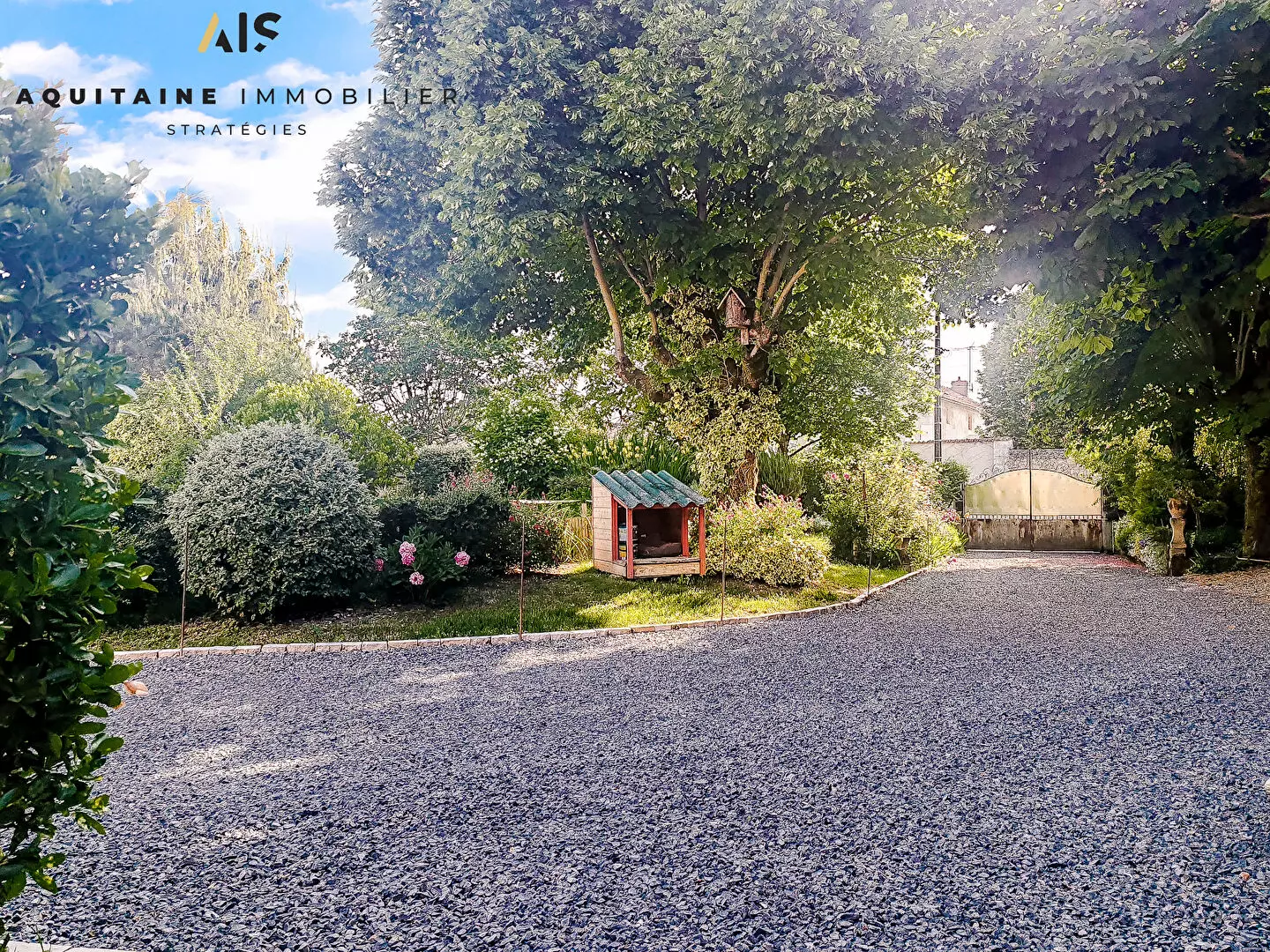 AQUITAINE IMMOBILIER STRATEGIES - NOUVEAUTE - AVANTON - MAISON  T6 D'ENVIRON 270 M²  - PARCELLE 1474 M² / image 10