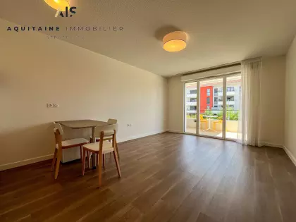 image 1 / Appartement 3 pièces 61m<sup>2</sup>