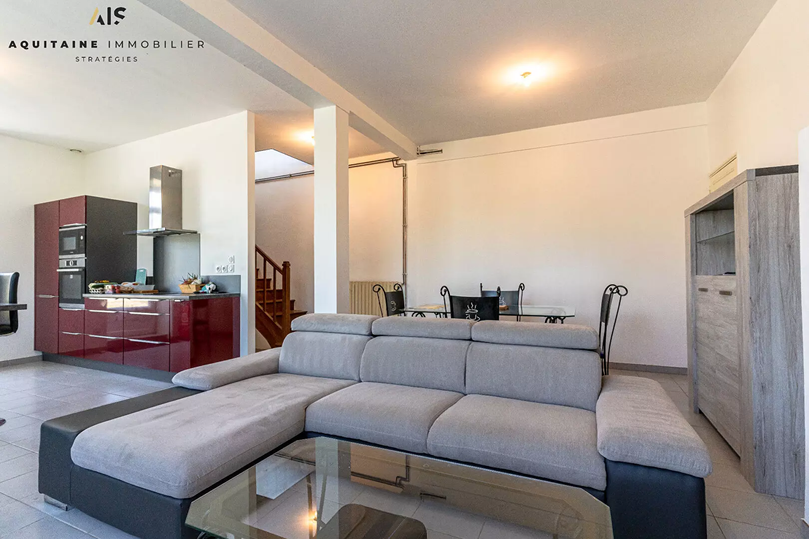 VENDU - AQUITAINE IMMOBILIER STRATÉGIES - EXCLUSIVITÉ - FLEIX - MAISON DE 108 M² + GARAGE + ATELIER + DÉPENDANCES + JARDIN. / image 1