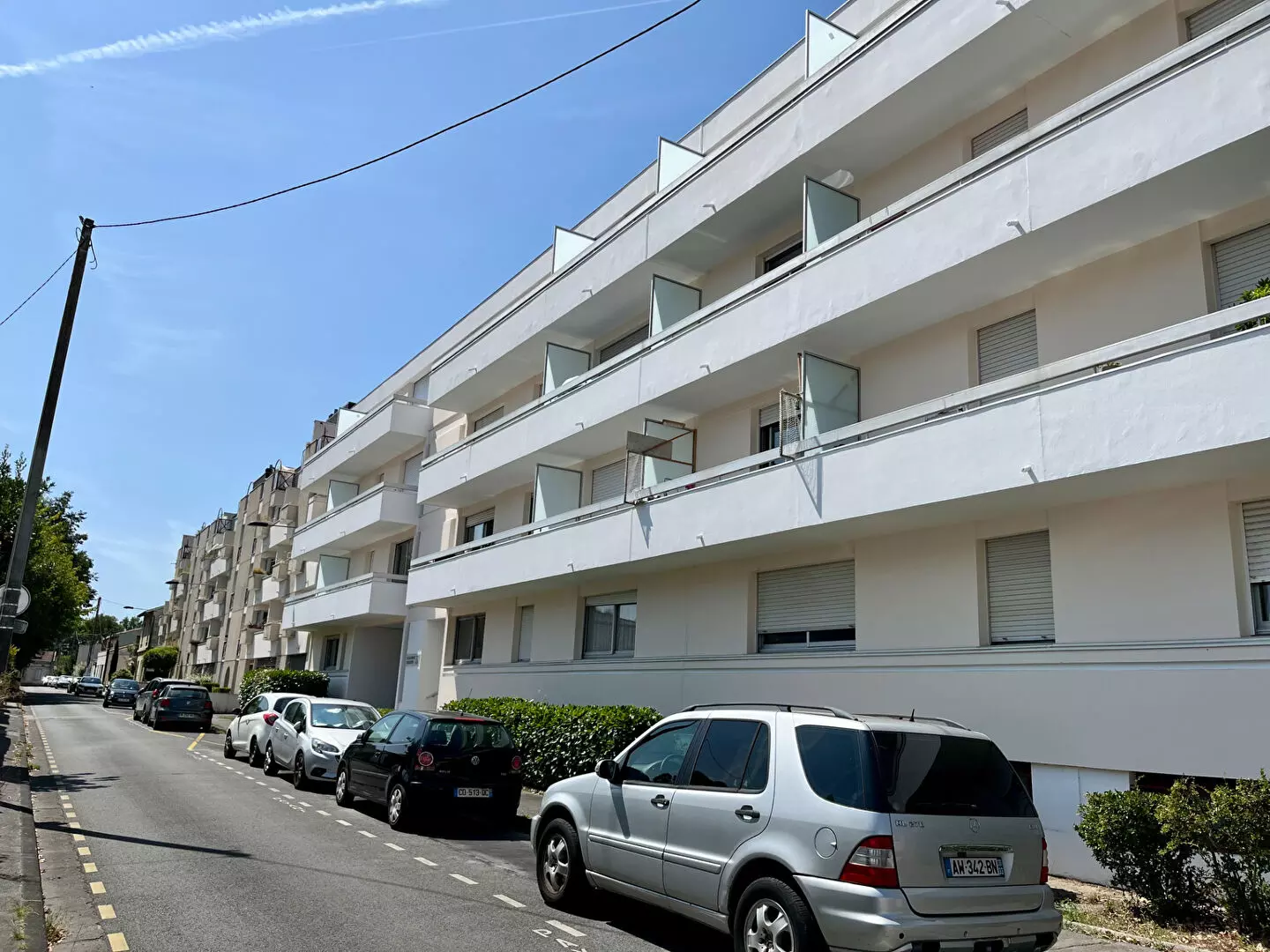 AQUITAINE IMMOBILIER STRATEGIES - EXCLUSIVITE - STUDIO 23 M² BORDEAUX SAINT AUGUSTIN / PELLEGRIN + PARKING EXTERIEUR PRIVATIF. / image 2