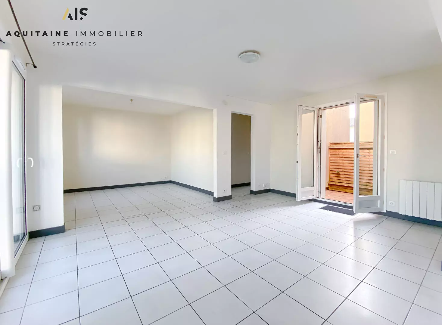 Appartement T2 + Terrasse+ Cave + Parking / image 3