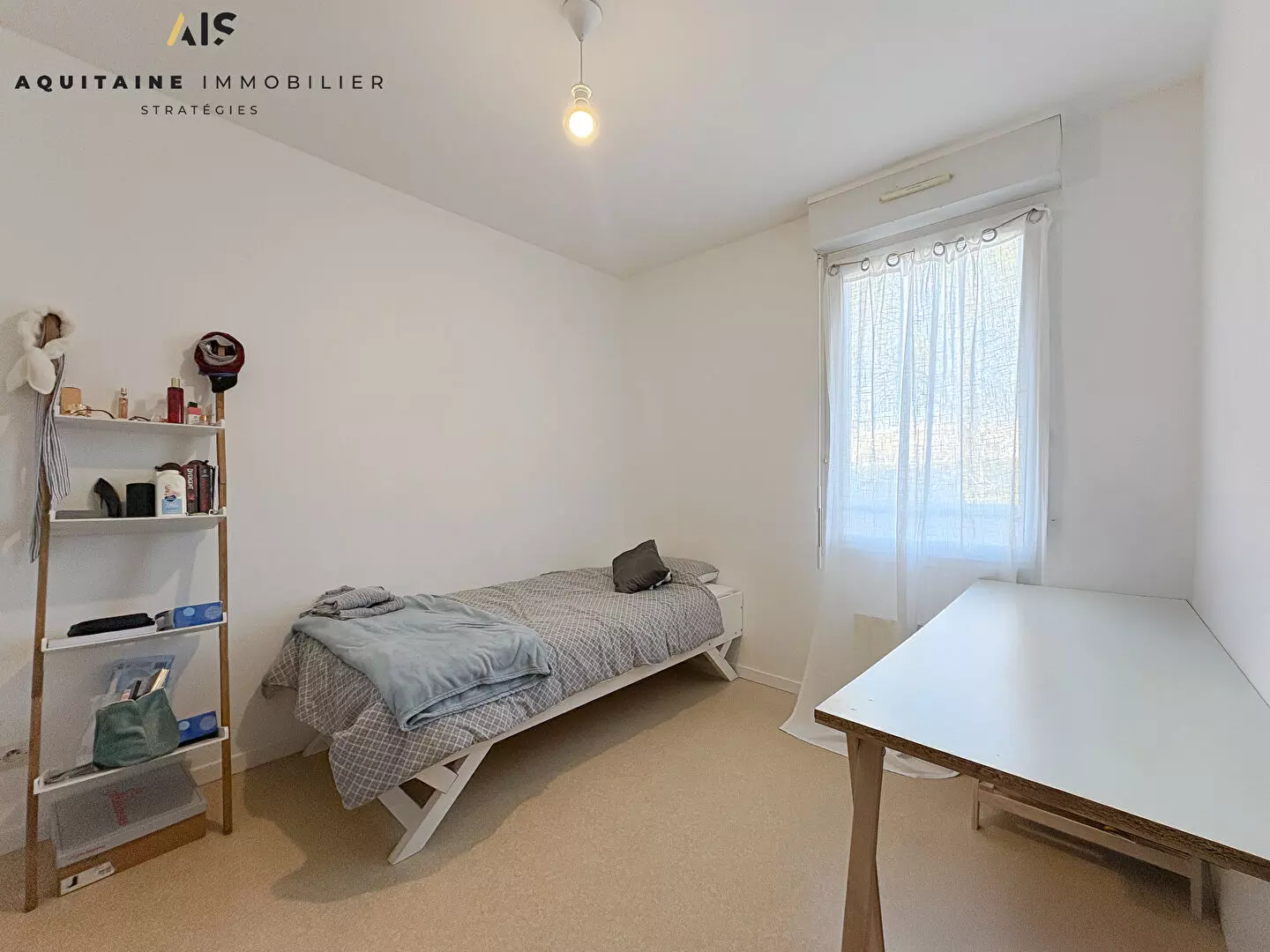 AQUITAINE IMMOBILIER STRATÉGIES - EXCLUSIVITÉ - POITIERS GIBAUDERIE - T2 41 m² + UNE PLACE DE PARKING / image 3