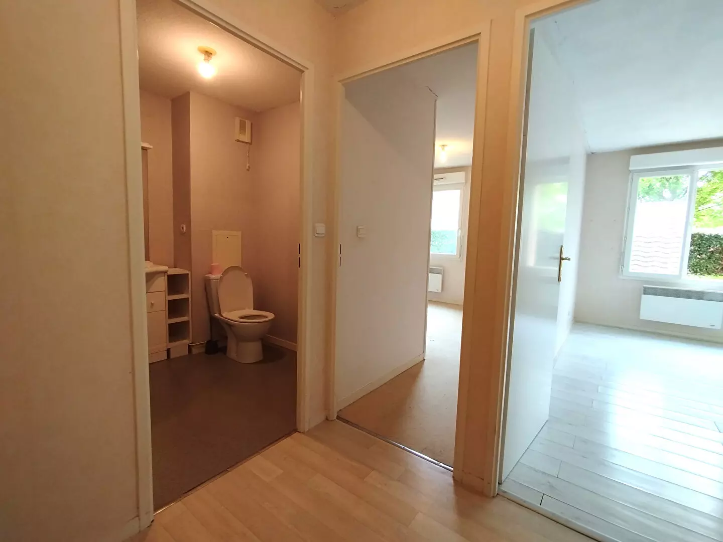 AQUITAINE IMMOBILIER STRATÉGIES - EXCLUSIVITE - POITIERS CHU / PÂTIS - T2  44 m² + PARKING SOUS SOL + CAVE / image 4