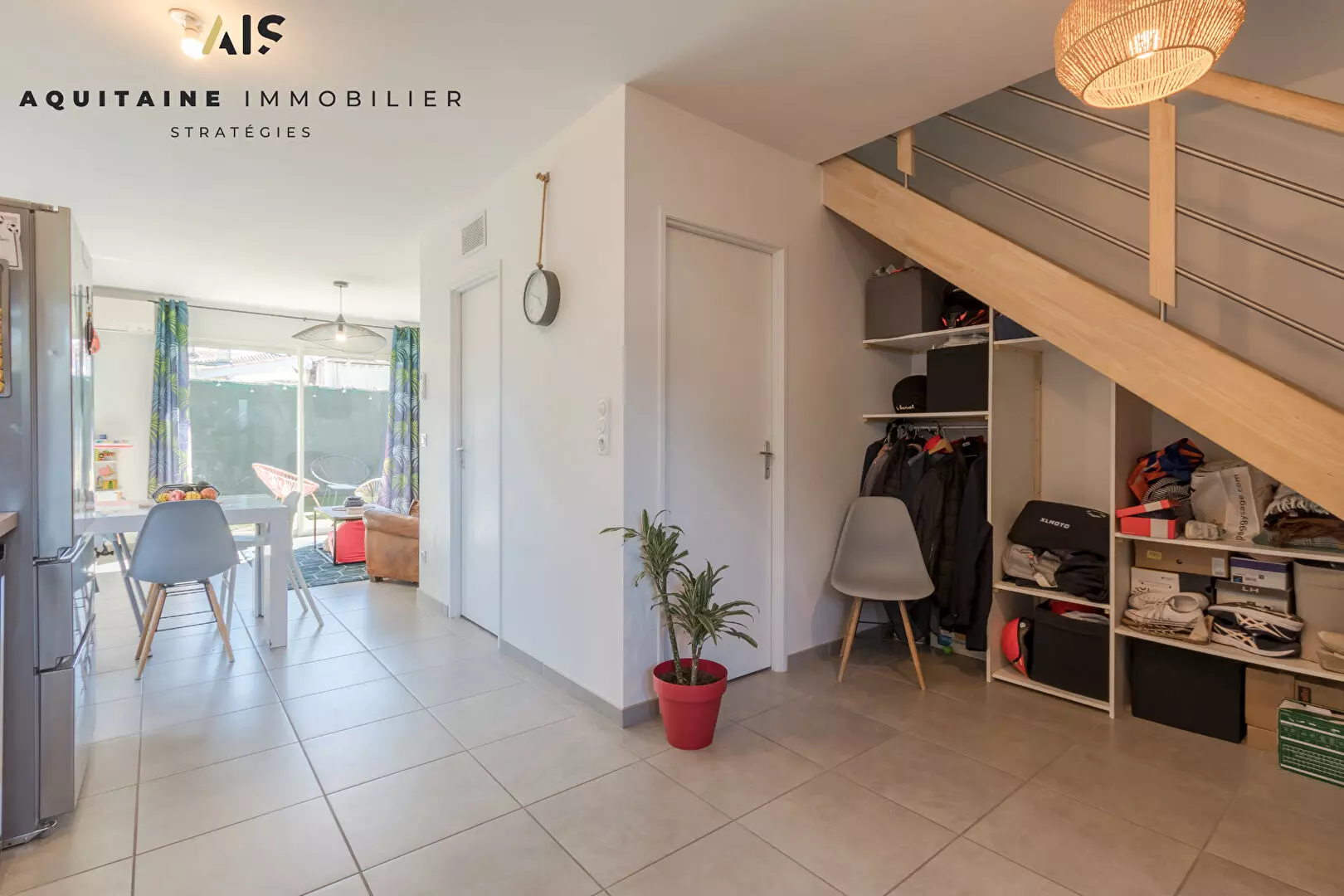 AQUITAINE IMMOBILIER STRATEGIES - EXCLUSIVITE - MAISON RECENTE T4 75 M² VILLENAVE D ORNON + EXTERIEUR 30 M² / image 4