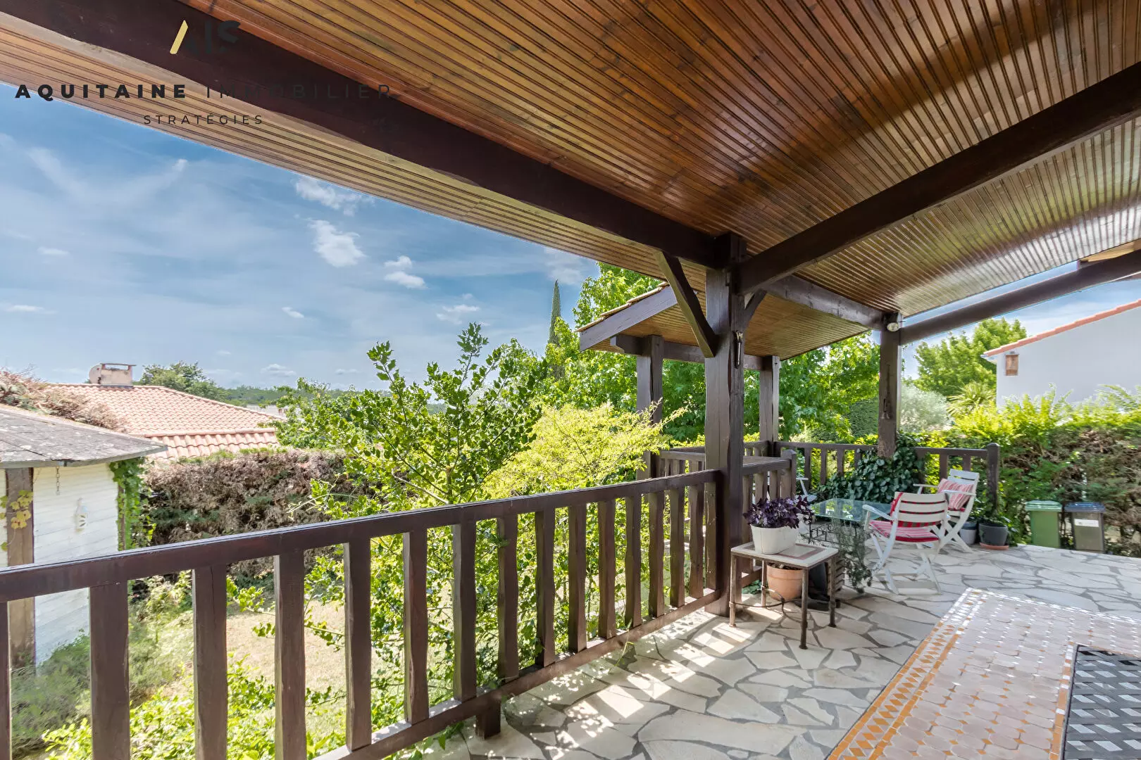 EXCLUSIVITE - AQUITAINE IMMOBILIER STRATEGIES - EXCLUSIVITE - MAISON T4 LORMONT 96 M² - PARCELLE 658  M². / image 3