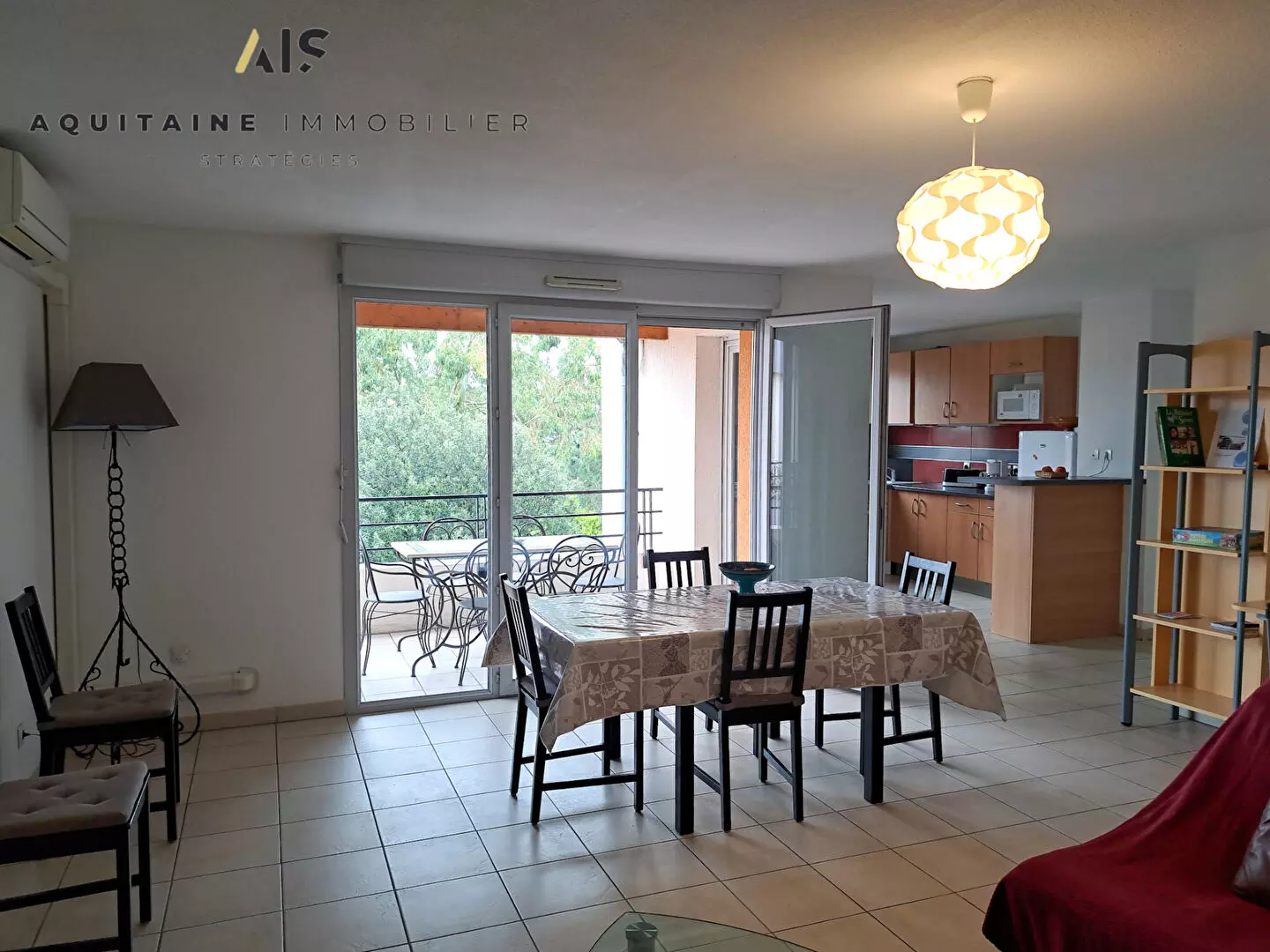AQUITAINE IMMOBILIER STRATÉGIES - NOUVEAUTE - APPARTEMENT T4 ENVIRON 88M2 - BALCON - PARKING / image 0
