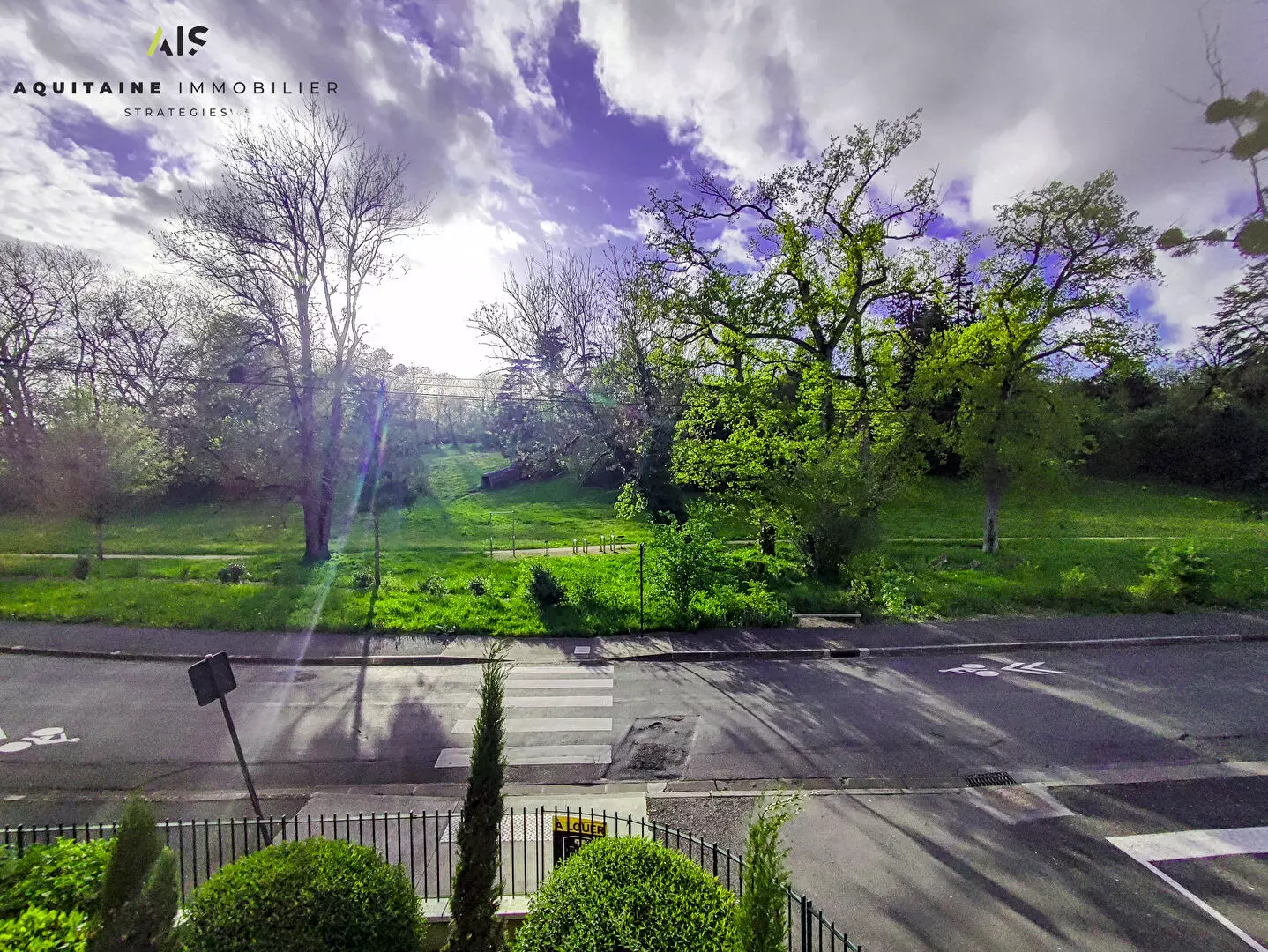 AQUITAINE IMMOBILIER STRATÉGIES - EXCLUSIVITÉ - POITIERS  SUD - APPARTEMENT TYPE 2 - 46 M² -  PARKING SOUS SOL - DERNIER ETAGE - BALCON / image 6