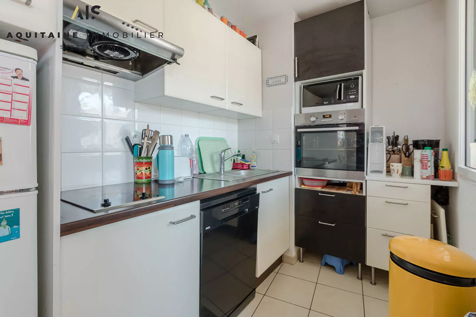 AQUITAINE IMMOBILIER STRATEGIES - EXCLUSIVITE - BEGLES - APPARTEMENT T3 77 M² + CELLIER + 2 PLACES DE PARKING / image 5