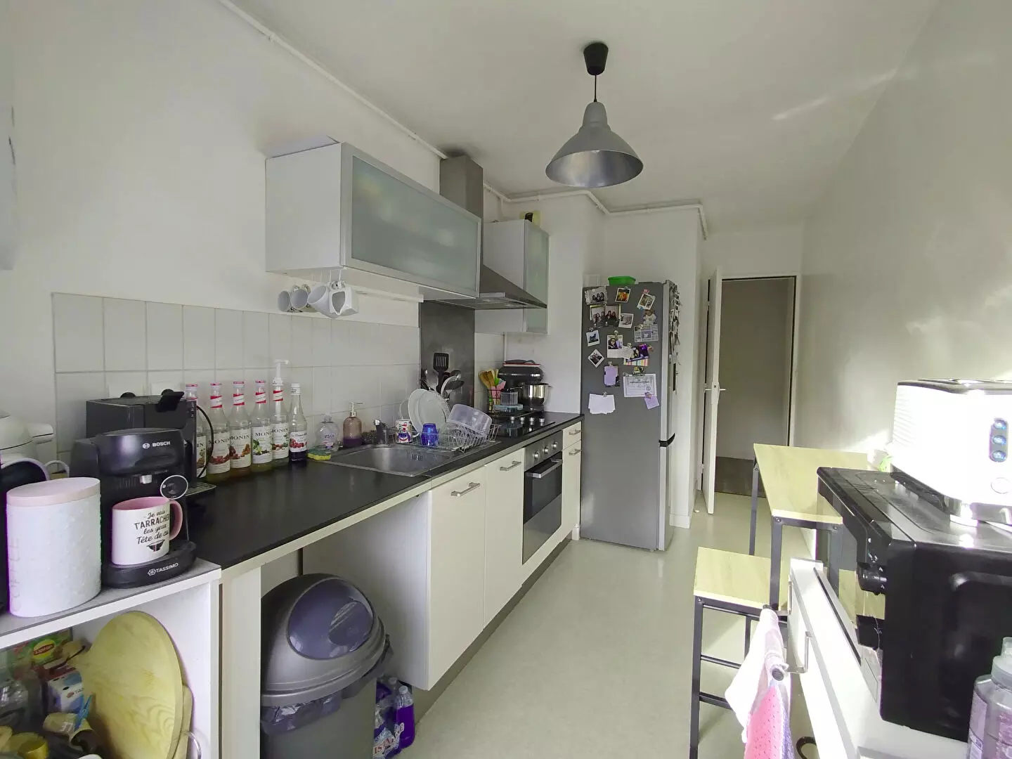 AQUITAINE IMMOBILIER STRATEGIES - EXCLUSIVITE - POITIERS CENTRE VILLE / LES TROIS QUARTIERS - APPARTEMENT T2 53 M² - LIBRE DE TOUTE OCCUPATION / image 3