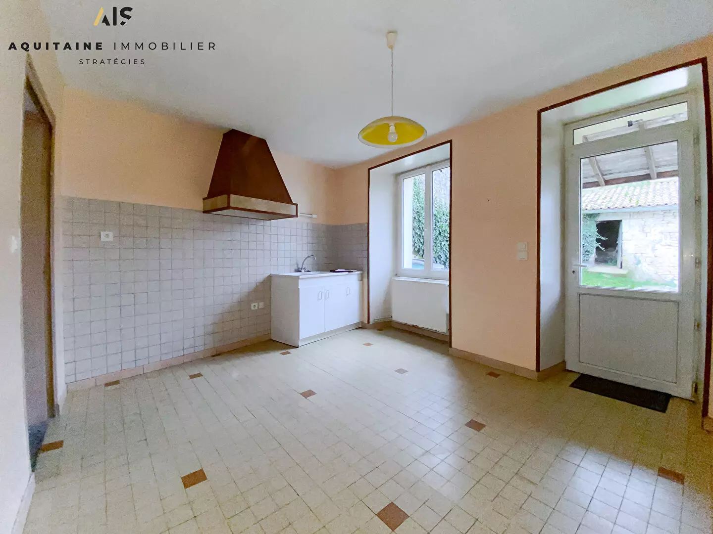 AQUITAINE IMMOBILIER STRATEGIES - BERNAC - MAISON T4 - 100 M2 - TERRAIN + DEPENDANCES / image 2